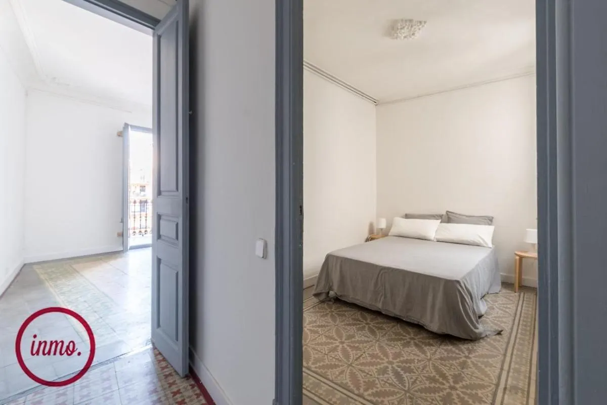 Barcelona - Eixample 4B Apartment